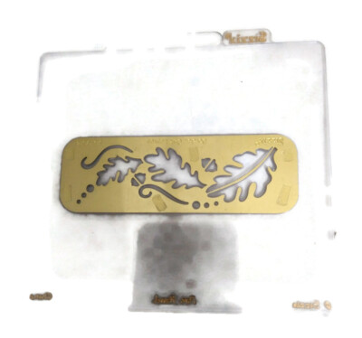 Sizzix Embossing Folder Oak Leaves Border | eBay