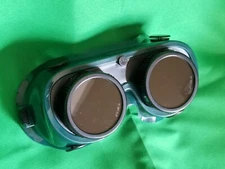 New Polycarbonate Safety Welding Goggles Green Screw Lenses C-SH 5.0 ANSI Z