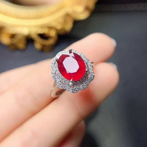 Natural Heated Myanmar Ruby & Diamonds Classic Ring 18karat White Gold Ring - Picture 3 of 6