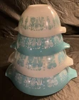 PYREX Vintage Amish Butterprint Turquoise White Cinderella Mixing Bowl Set