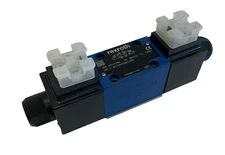 NEW REXROTH R900912188 DIRECTIONAL VALVE