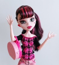 Monster High Scaris City of Frights Draculaur...