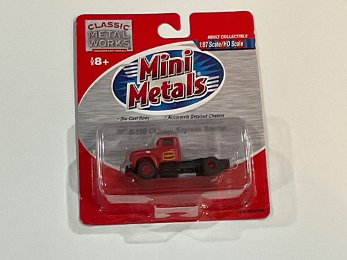 HO Mini-Metales, IH R-190 Chicago Express, Camión Tractor Rojo, #31108 | Zustand: New