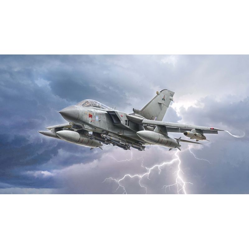 Maquette avion Tornado Gr. 4 Italeri 2513 au 1/32 en plastique gris