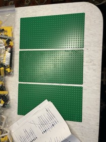 LEGO 4996 Creator 3n1 Beach House Partial 3 Set 2 Sets Of Manuals With Part List