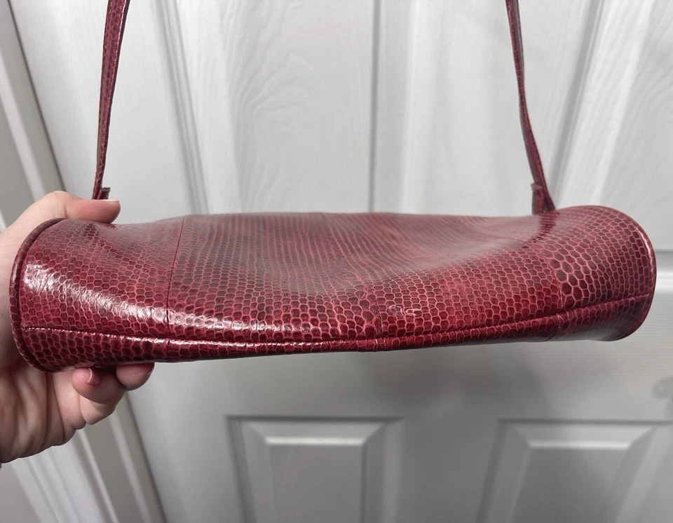 Cartera Embassy hecha a mano en Tailandia de cuero con patrón de piel de serpiente, vintage Foto 4 de 4