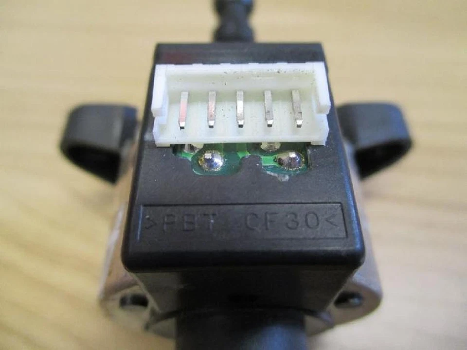 Stellmotor Scheinwerfer AUDI A6 4F HELLA 163439-00 XENON 16343900 - Imagem 3 de 4