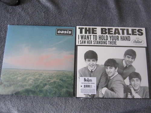 Oasis - Whatever & The Beatles - I Want To Hold Your Hand - 2 x 7" Vinyl Singles