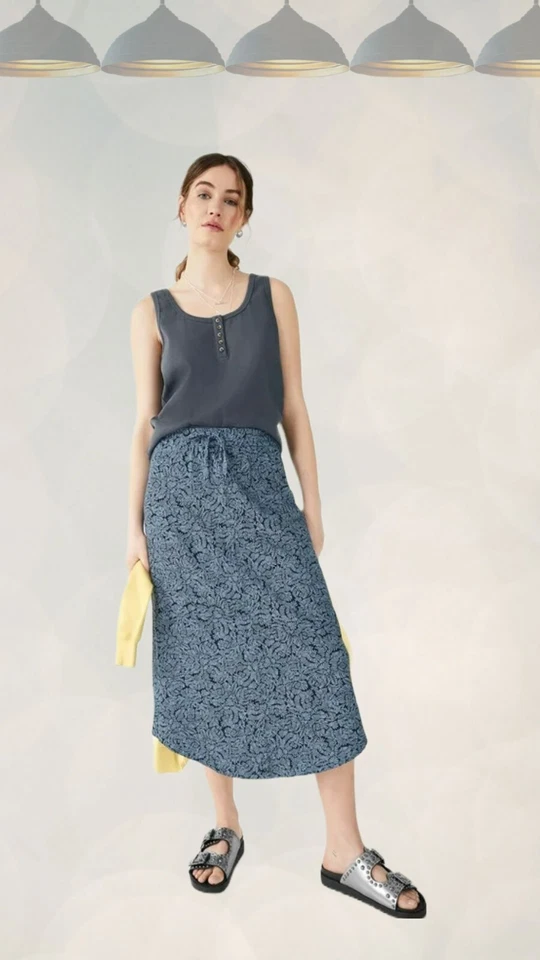 Ex HUSH Women’s Jersey Midi Skirt in Ridley Tropical Bloom - Image 2 of 3