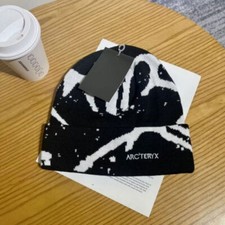 Premium Arc'teryx Wool Beanie - Bird Head Design for Winter & Skiing