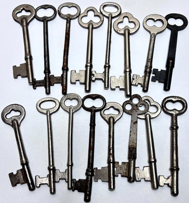 Antique 16 Skeleton Keys Corbin Eagle Germany Flat Steel Lock Keys Mixed