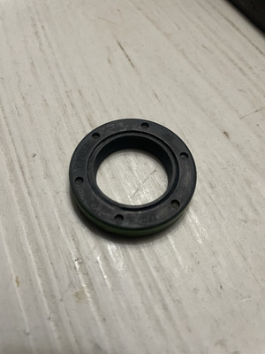 Input Shaft Seal For Steering Gear Box Chevrolet P30 Kodiak  C6500 #S714