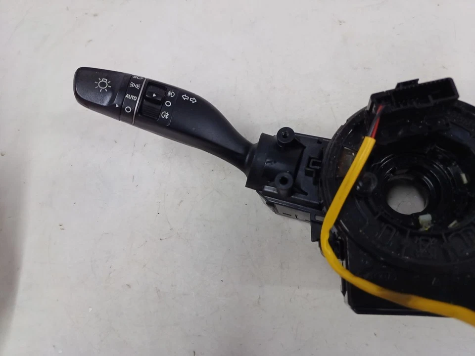 Luces indicadoras limpiaparabrisas HYUNDAI Tucson 1.7 2015-2018 completas 93480-1Y000 Foto 3 de 4