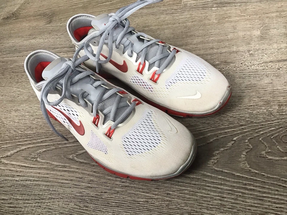 Nike Mujer Free 5.0 TR Fit 4 Talla 9.5 Equipo Gris Rojo Zapatos 642069-109 Tenis Foto 2 de 4