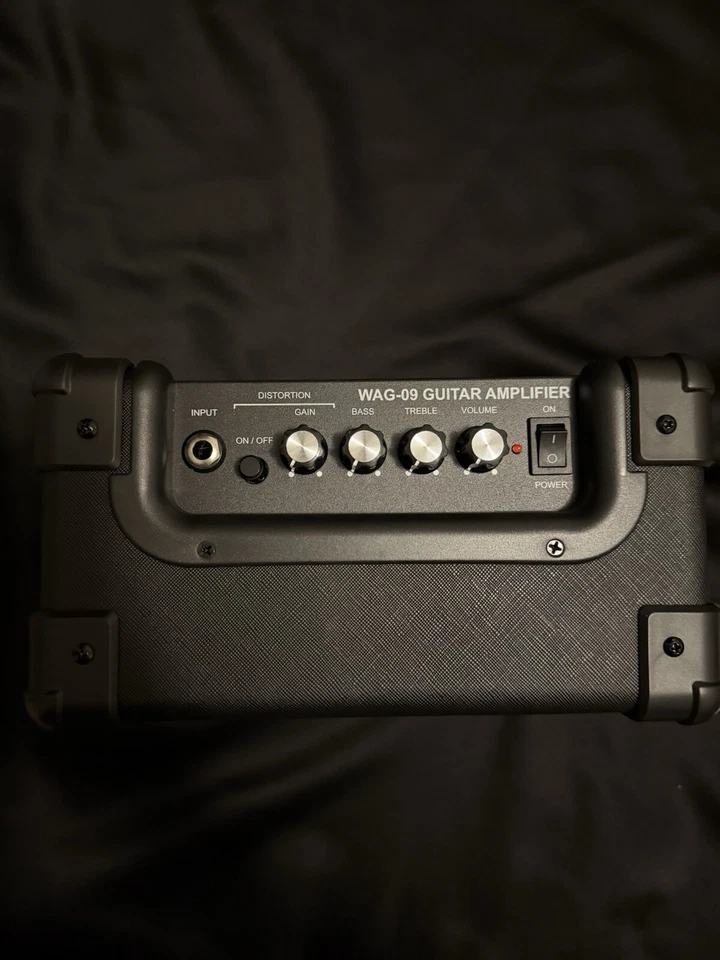 Amplificador de guitarra WAG-09 con cable de instrumento Foto 3 de 3