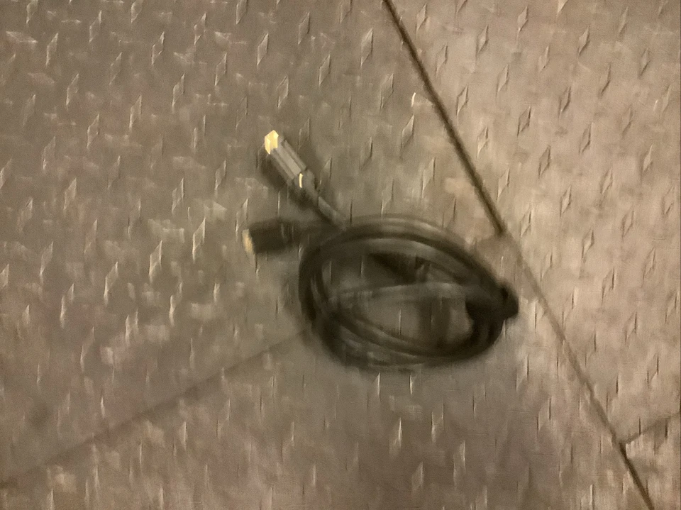 BARCO DCS-200 SDI/DVI/VGA seamless program/preview video switcher w/ accessories - Image 4 of 4