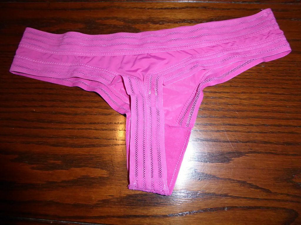 NWT HONEYDEW THONG PANTIES MICKI MICRO NYLON /SPANDEX 86209 ROSE S XL