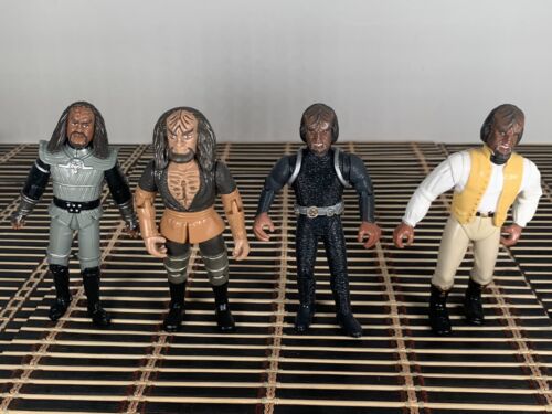 Vintage Star Trek: The Next Generation 1990's Playmates Loose Action Figure Lot - Afbeelding 1 van 6