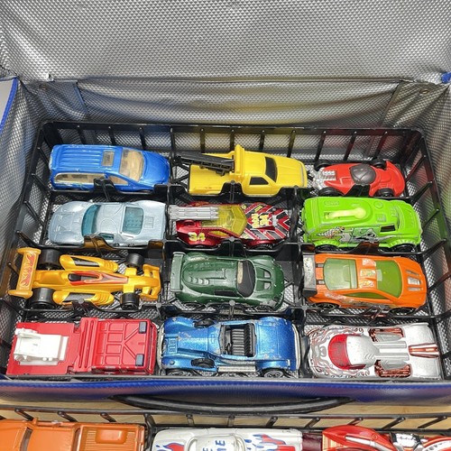 Hot Wheels Speed Shop 24 Autotragetasche 2005 Mattel/Tara Autos enthalten - Bild 10 von 12
