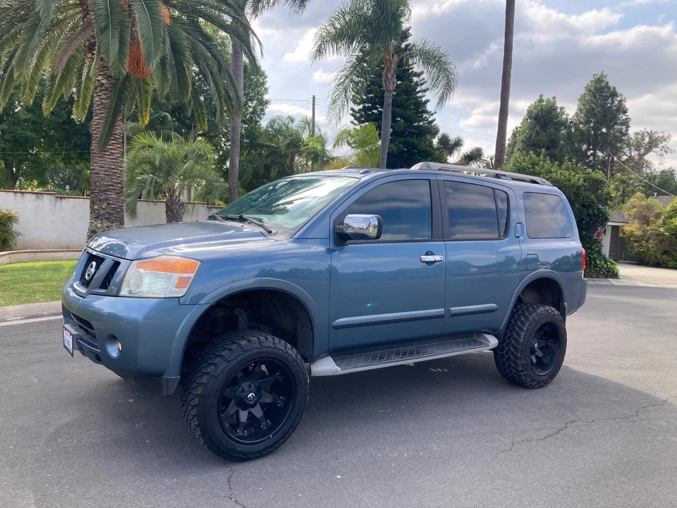 Nissan Armada SV 2012 Foto 2 de 4
