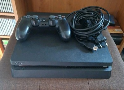 Sony PlayStation 4 Slim 500GB Spielekonsole - Jet Black