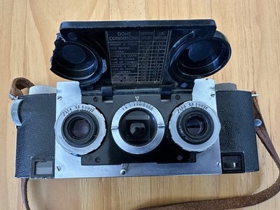 Realist Stereo Realist Vintage Stereo Camera, Black. - Collectible