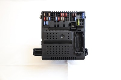 2005-2008 Volvo V60 OEM V70 V80 XC90 Engine Fuse Box Central Electronic Module