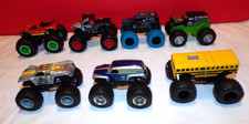 Lot of 7 Hot Wheels Monster Jam Monster Trucks Max D 3 Grave Diggers SNAKE BITE 