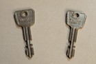 PAIR OF VINTAGE HENRY SQUIRE & SONS KEYS OLD ENGLISH MADE IN ENGLAND MODEL # D3 — photo 4