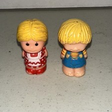 2 Vtg Kenner Tree Tots Family Treehouse Figures Beds