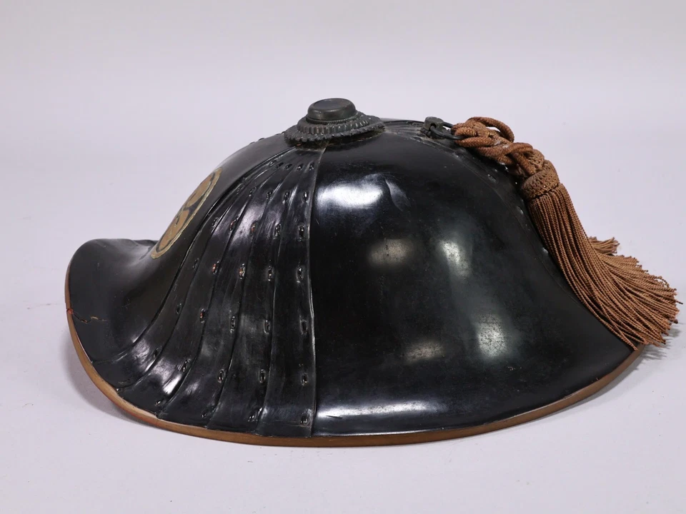 Japanese Lacquer Samurai Helmet Jingasa 13.6inch Ken Katabami Crest Meiji Era - Image 3 of 4