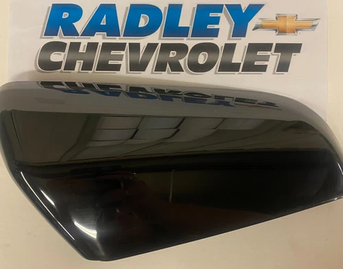 NEW GM OEM SIDE DOOR REARVIEW MIRROR- UPPER COVER TRIM CAP RIGHT 23406416