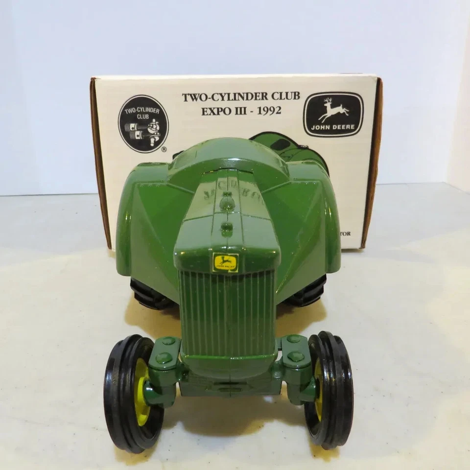 Ertl John Deere '57-"60 620 Orchard Tractor 2Cyl Club Ltd Ed 1/16 JD-567810YA-B2 - Image 4 of 4
