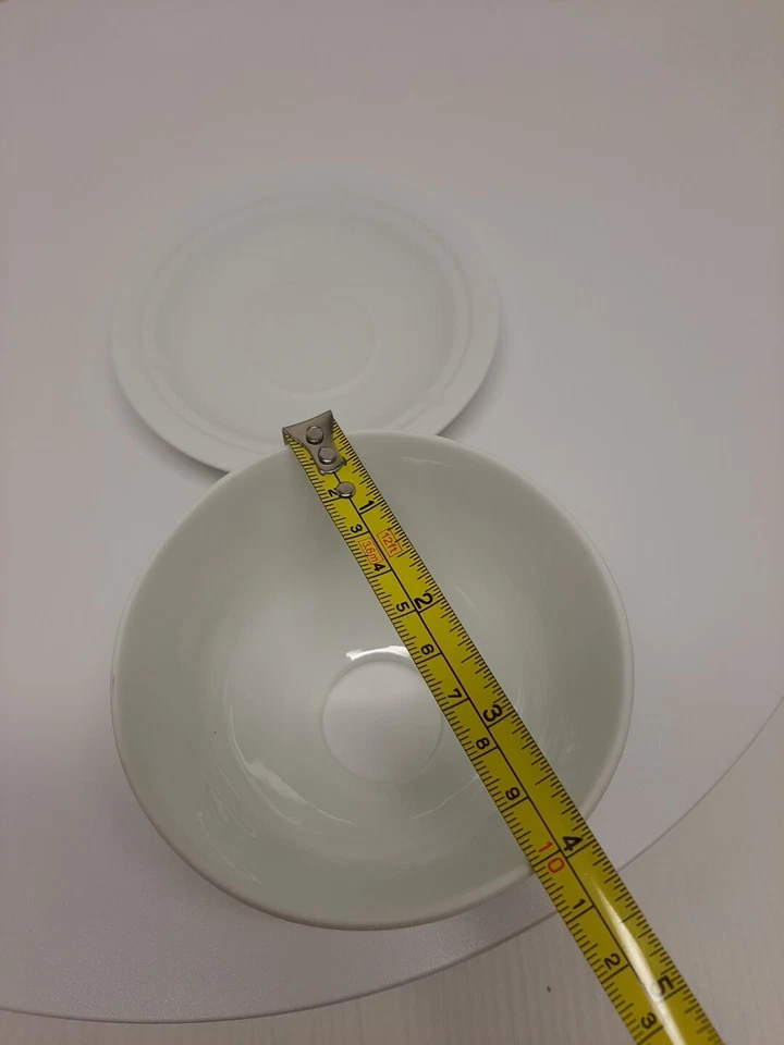 Candelabro votivo de Papá Noel Two's Company 'Let it Glow' luminaria cerámica abovedada  Foto 4 de 4