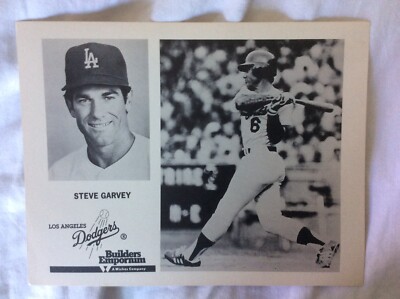 1983 Building Emporium Store Giveaway Steve Garvey 8 1/2 X 11 Black/White Photo