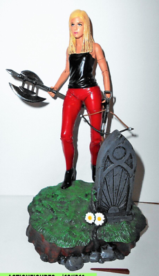 ⭐︎にんこ⭐︎　buffy vintage pants Buffy the Vampire Hunter 1999 BUFFY Red pants Moore Collectibles
