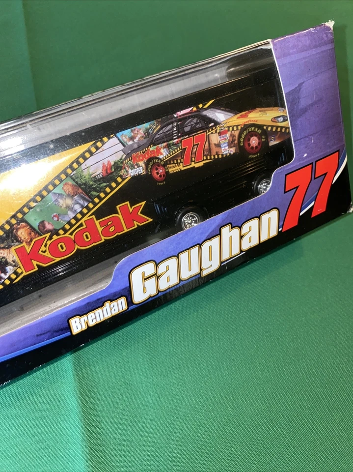 Brendan Gaughan #77 Wizard Of Oz 1:64 Trailer Rig Transporter Winners Circle k2 - Image 4 of 4
