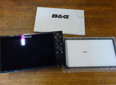 B&G Zeus 3s 9 '' Display / Plotter / gebraucht / unvollständig / Boot (0207/A)