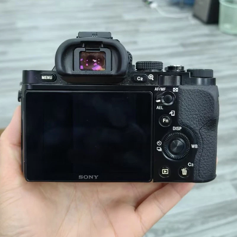 Sony Alpha A7 24.3MP Mirrorless Full Frame Digital Camera Body -90% New - Image 2 of 4