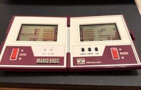 NINTENDO GAME & WATCH Mario Brothers MULTI-SCREEN 1983 Vintage
