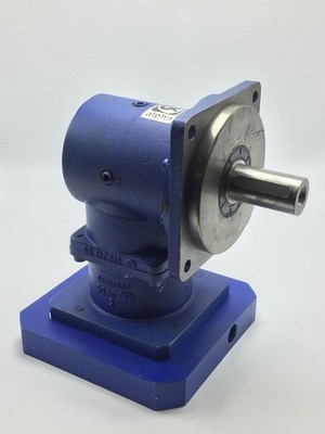 Alpha SK-140-MF1-3-151 Right Angle Gear Box, Ratio 3:1