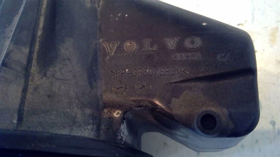 2010 10 Volvo S80 Fuel Filler Door Blue 110155 - Image 4 of 4