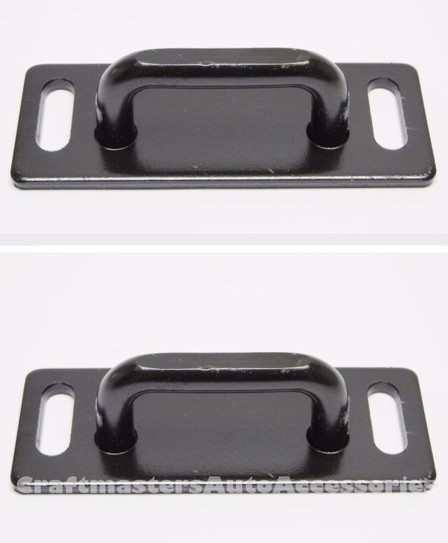 LEER Tonneau cover 700 and 550 series pair of black C striker plates