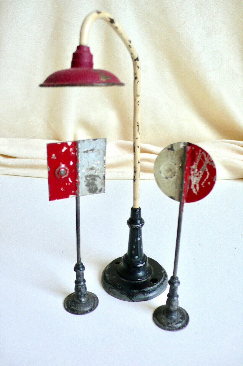 JEP VOIE 0 RARE LOT 2 SIGNAUX-1 LAMPADAIRE TÔLE ET FONTE