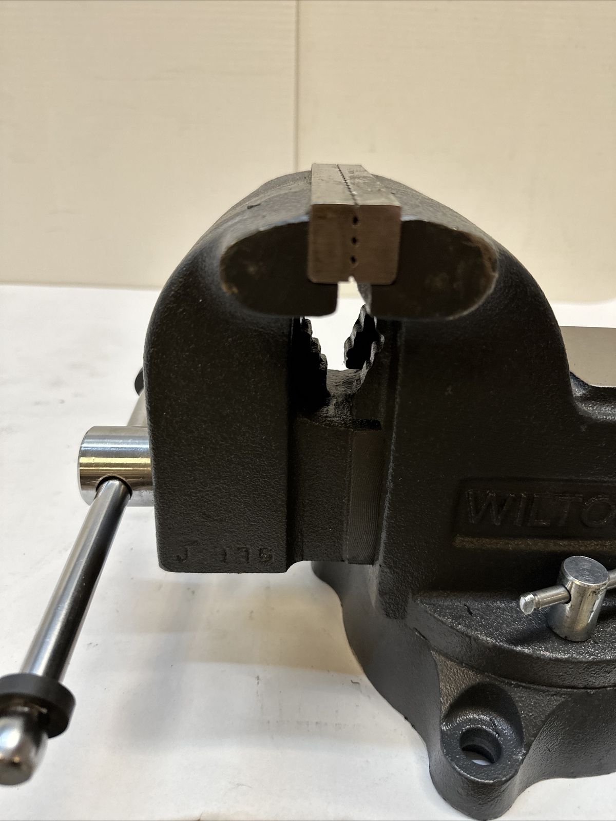 Wilton WS6 6" Jaw Shop Vise w/ Swivel Base 6" Opening 3.5" Depth