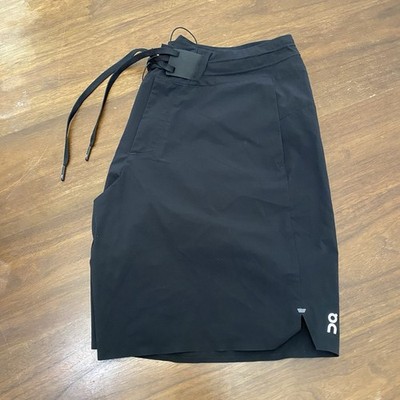 On Cloud Hybrid Shorts Mens Large Black 8 Inch Running Training Non Stretch