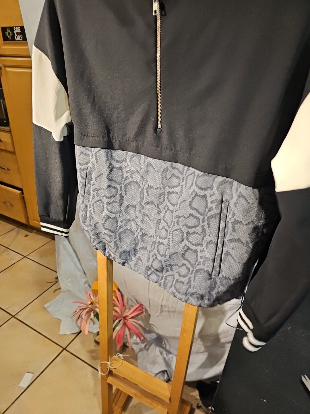 Womens Avia Pullover Half Zip Pullover  Hoodie - image 3