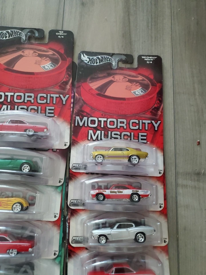 Hot Wheels 100% Preferred Lot of 34 Dart Hummer Celica Viper Apache Chevelle J - Image 4 of 4