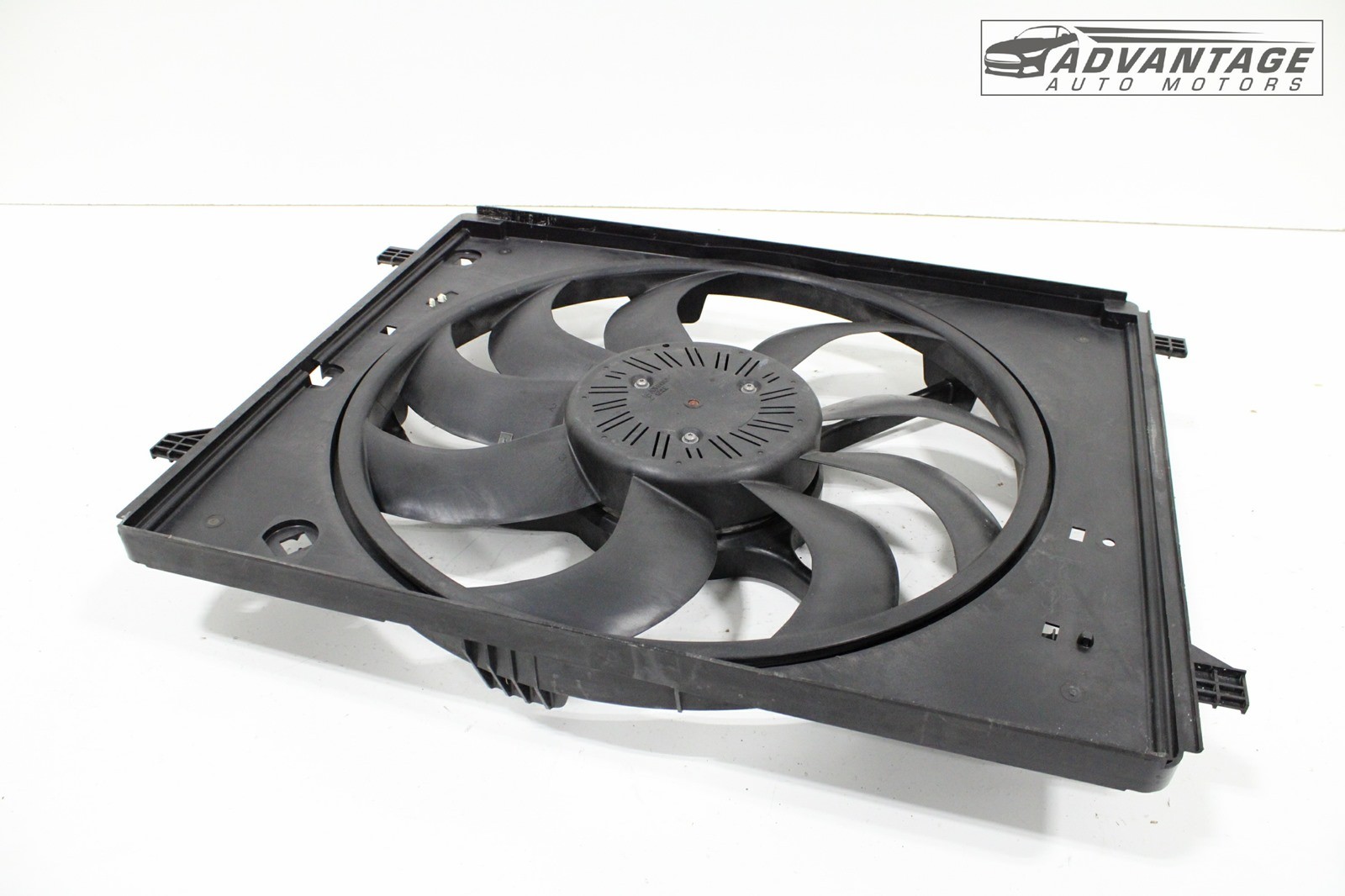 2014-2016 MASERATI QUATTROPORTE M156 3.0L V6 ENGINE COOLING FAN & SHROUD OEM