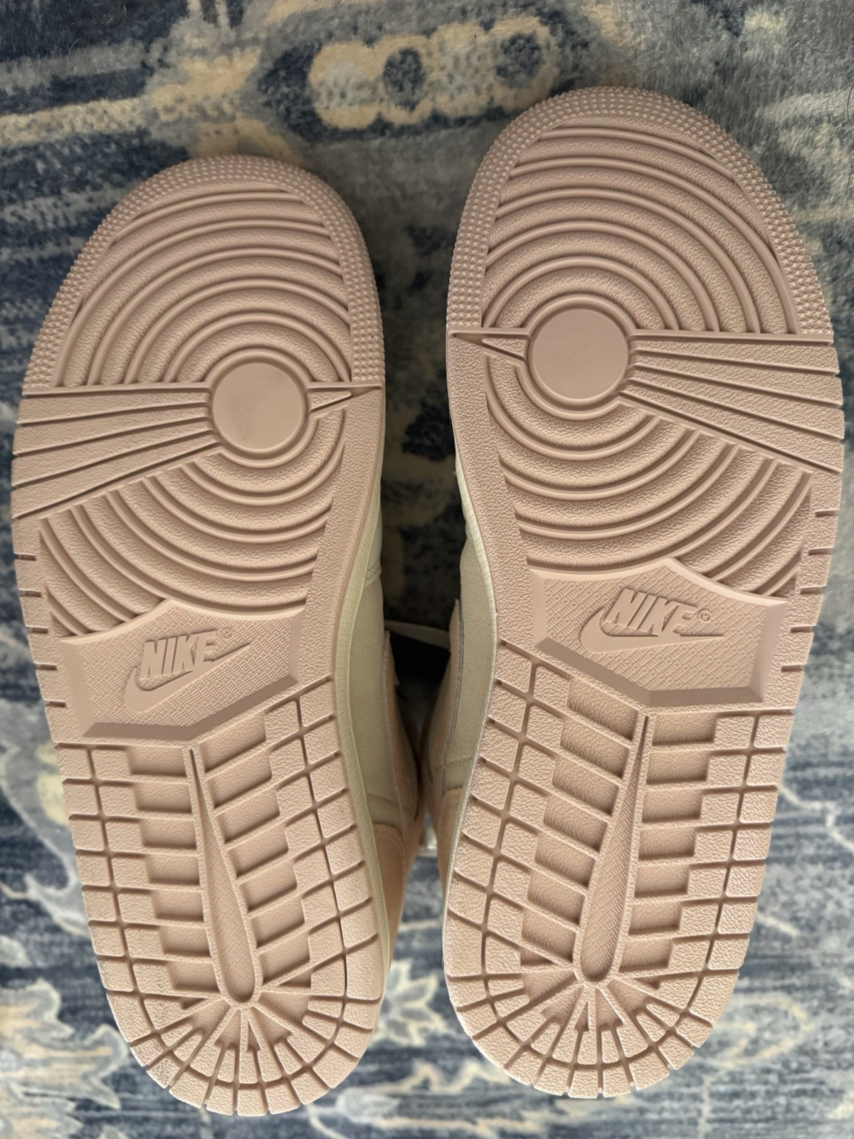 Air Jordan 1 SE Mid Seersucker W Size 10.5 Women’s New no Box thumbnail 5